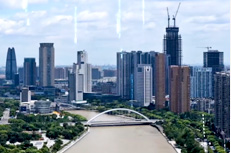 女人被躁的高潮嗷嗷叫