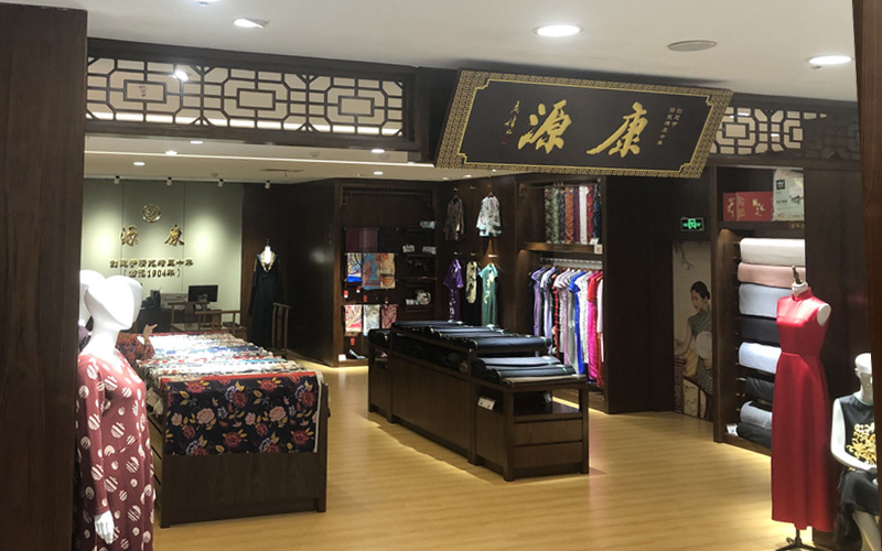 女人被躁的高潮嗷嗷叫