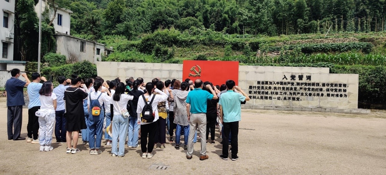 女人被躁的高潮嗷嗷叫