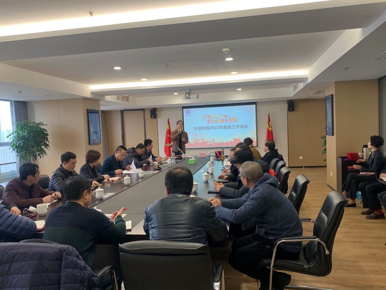 女人被躁的高潮嗷嗷叫