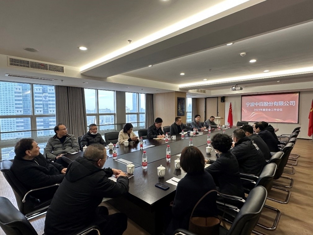 女人被躁的高潮嗷嗷叫