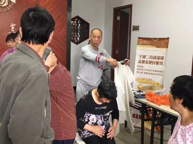 女人被躁的高潮嗷嗷叫