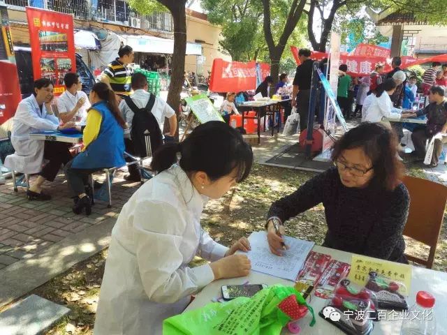 女人被躁的高潮嗷嗷叫