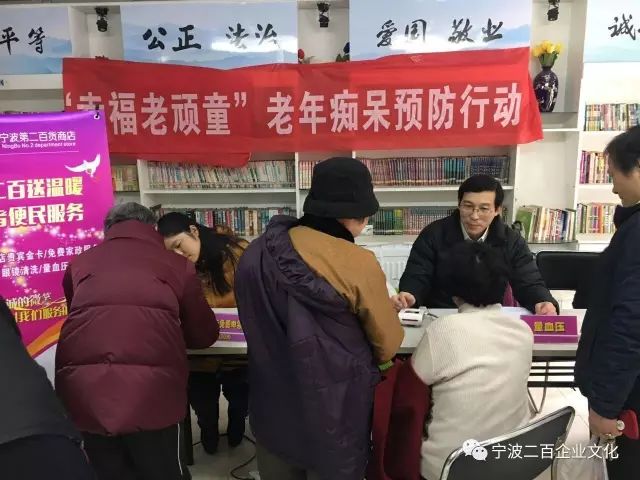 女人被躁的高潮嗷嗷叫