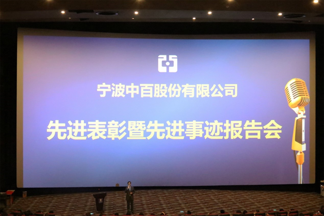 女人被躁的高潮嗷嗷叫