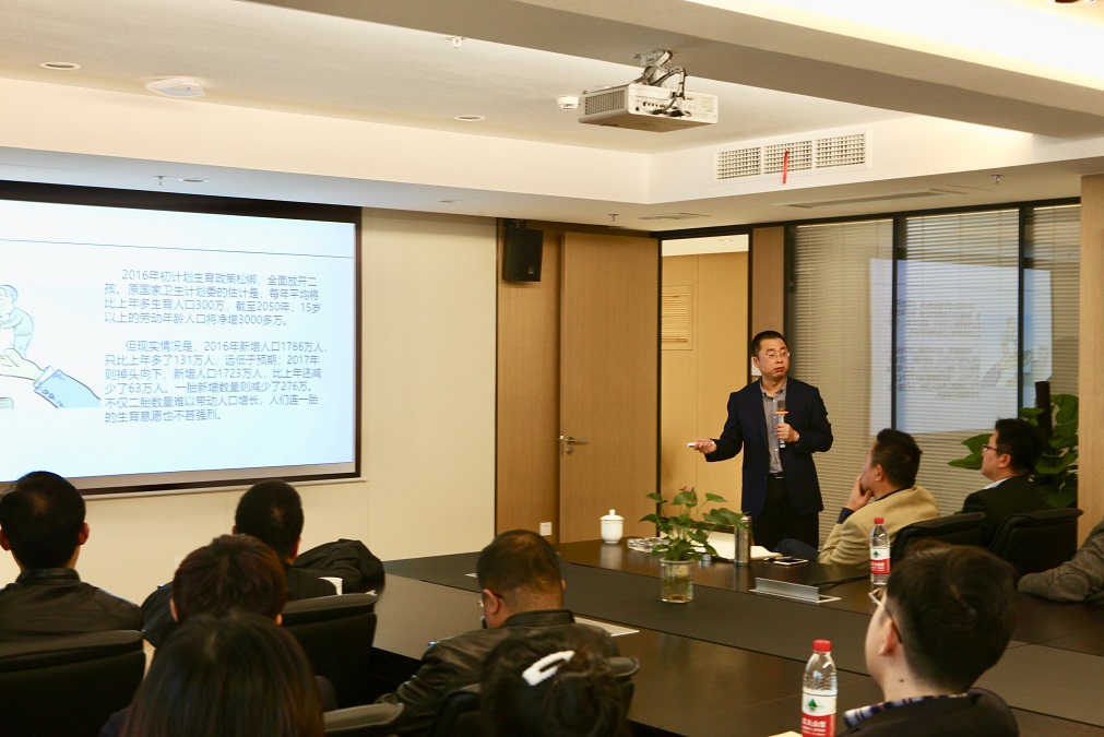 女人被躁的高潮嗷嗷叫