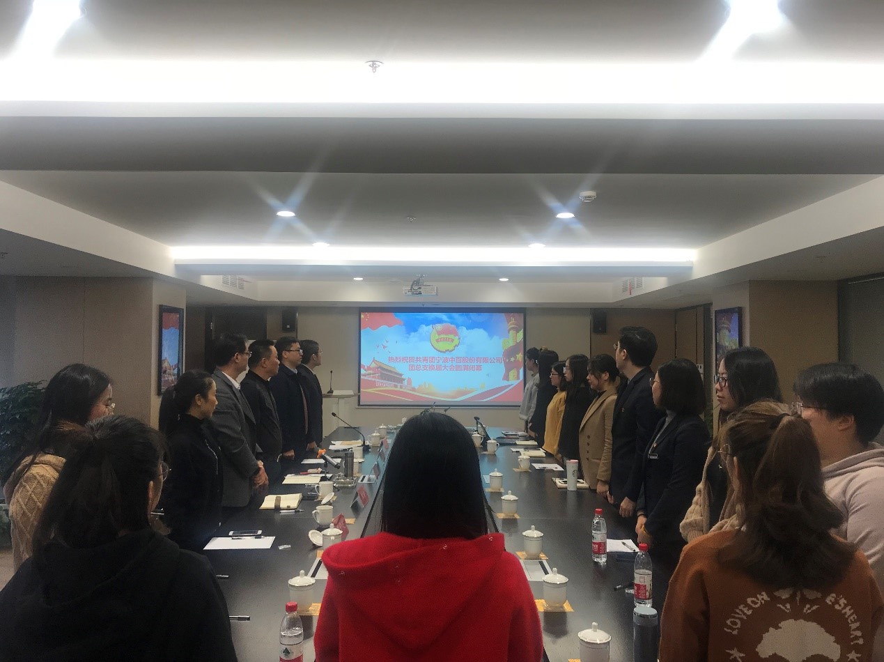 女人被躁的高潮嗷嗷叫