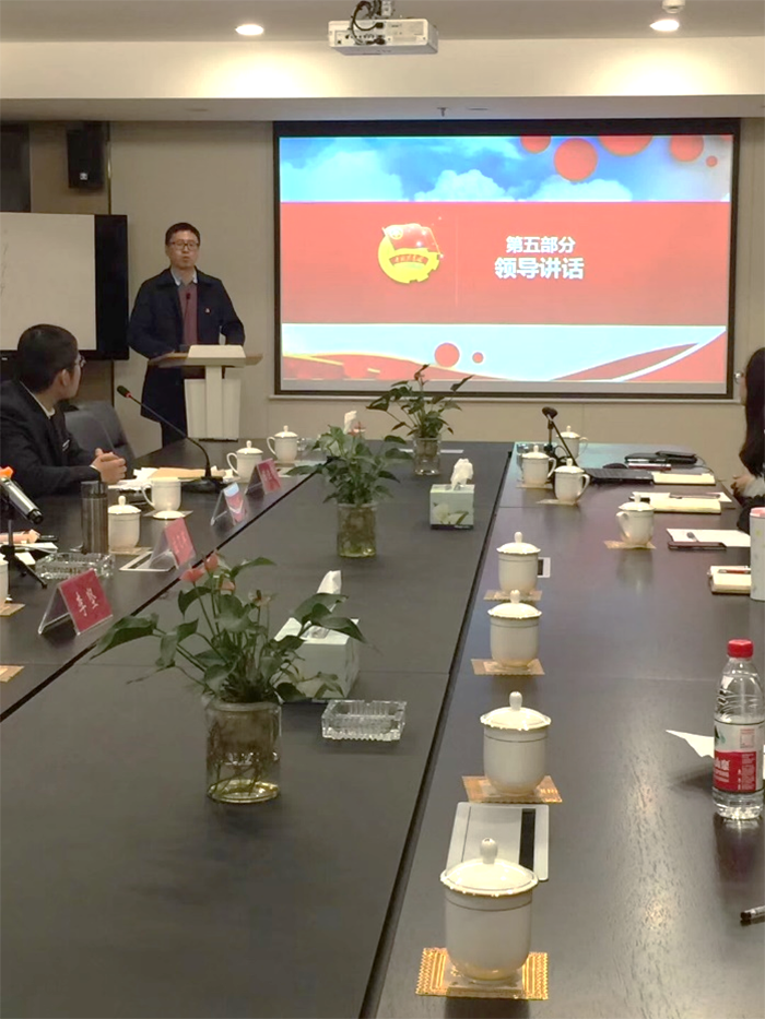 女人被躁的高潮嗷嗷叫