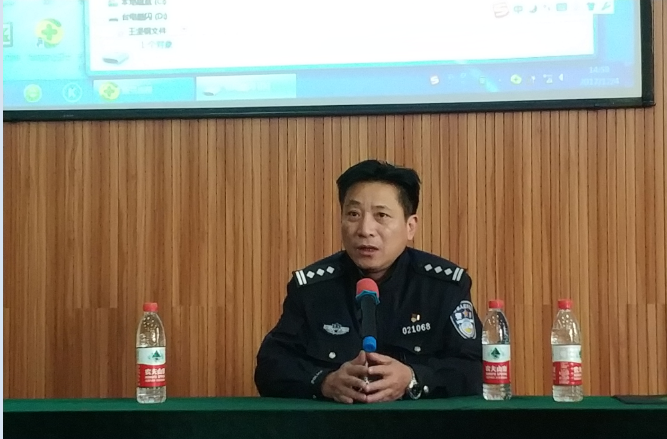 女人被躁的高潮嗷嗷叫