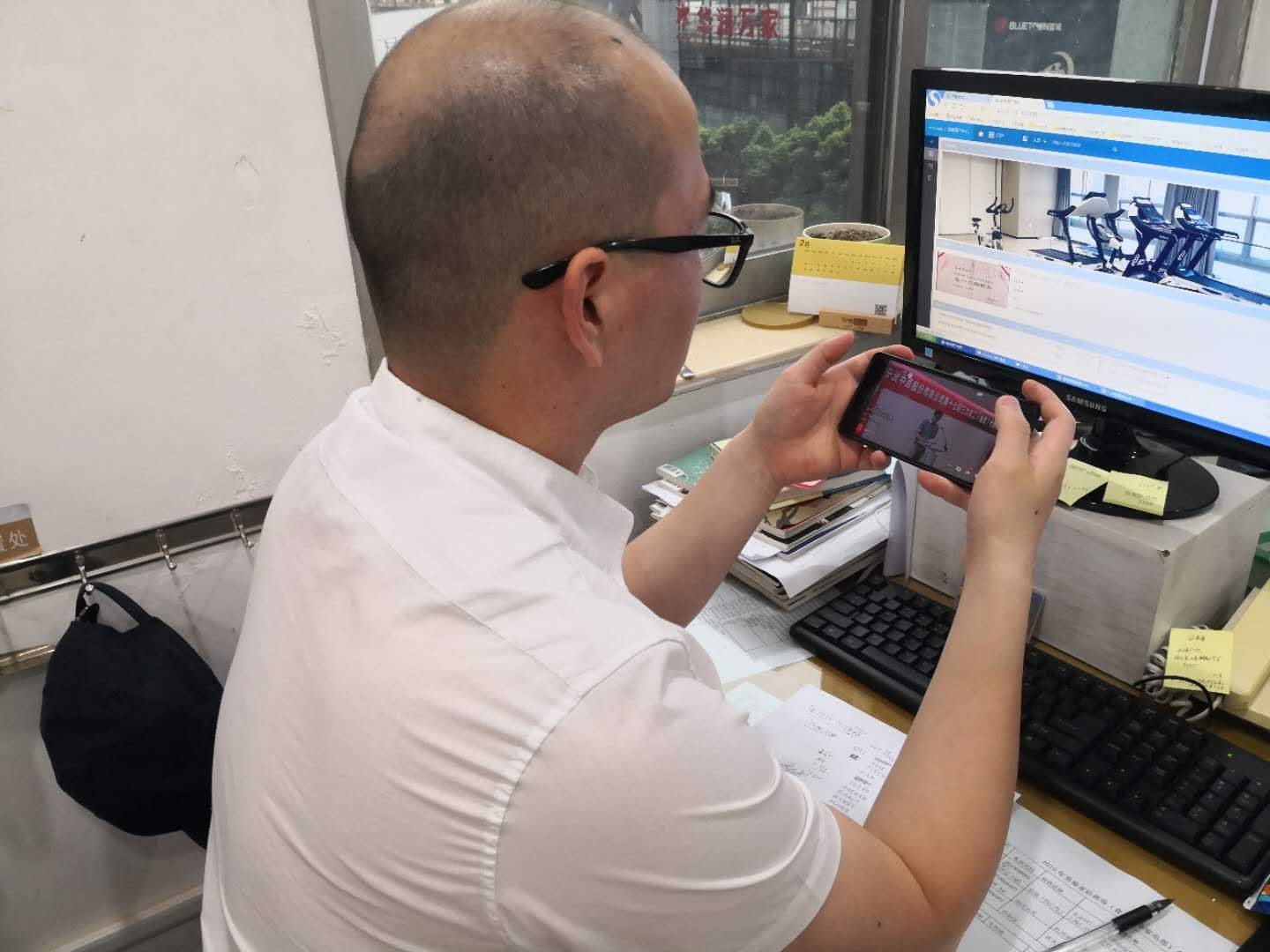 女人被躁的高潮嗷嗷叫