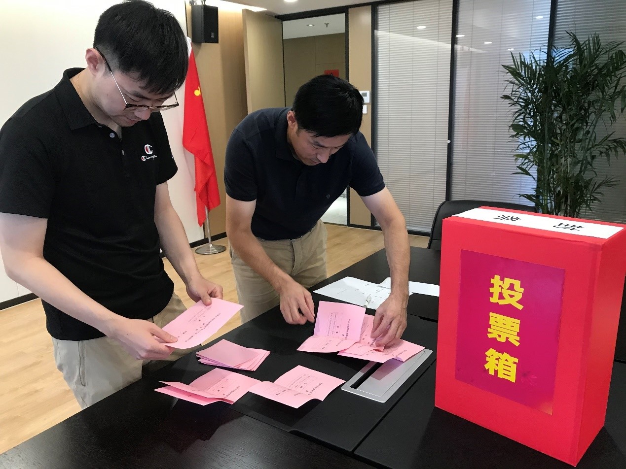 女人被躁的高潮嗷嗷叫