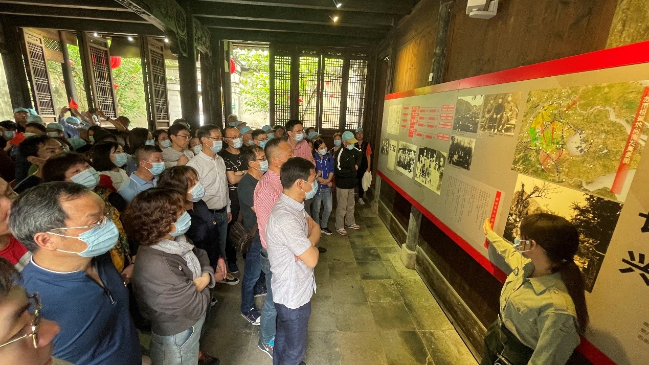 女人被躁的高潮嗷嗷叫