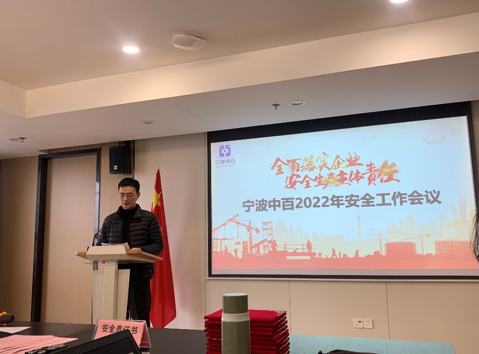 女人被躁的高潮嗷嗷叫