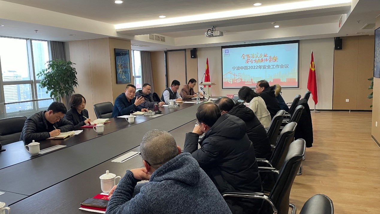 女人被躁的高潮嗷嗷叫