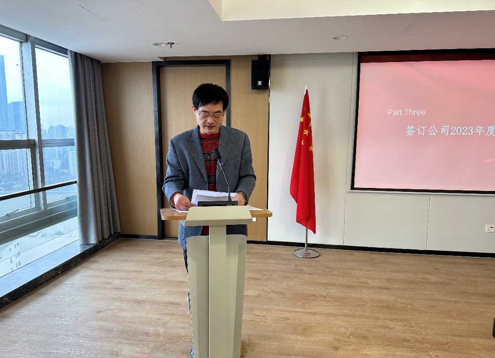 女人被躁的高潮嗷嗷叫