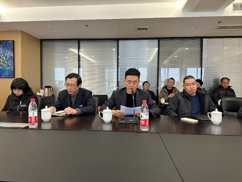 女人被躁的高潮嗷嗷叫