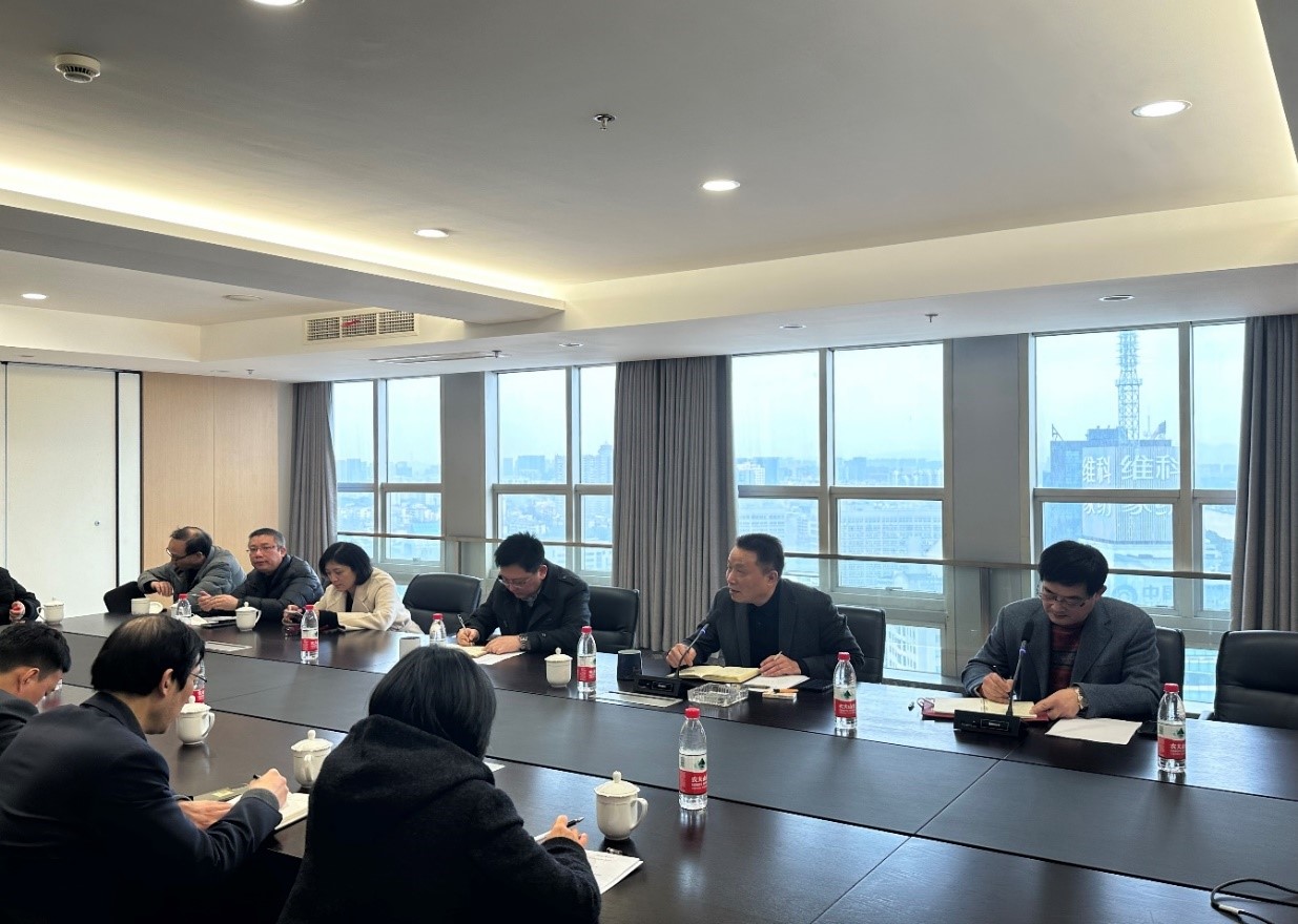 女人被躁的高潮嗷嗷叫