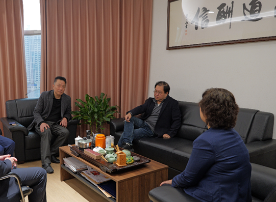 女人被躁的高潮嗷嗷叫